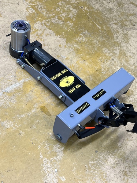 under axle jack, under axle aircraft jack, under axle maintenance jack, aircraft jacks, aircraft axle jack, tronair axle jack, tronair axle jacks